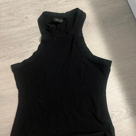 SKIMS SOFT LOUNGE HIGH NECK TANK - Picture 2 of 3